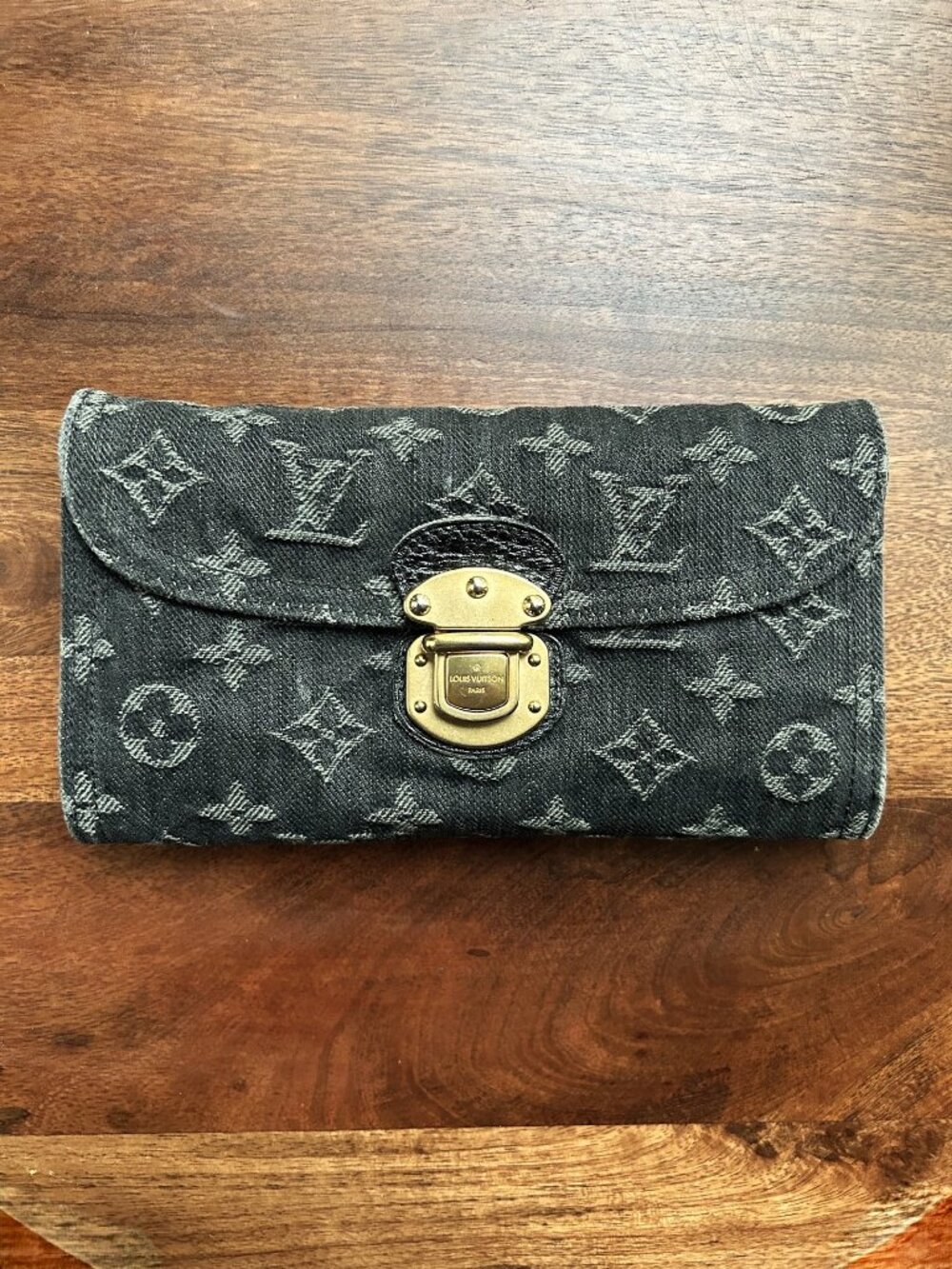 LOUIS VUITTON Monogram Denim Amelia Wallet, Black